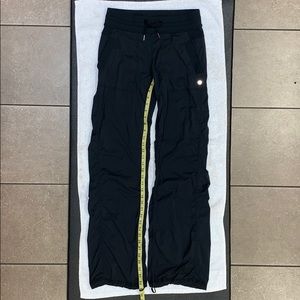 Lululemon All Black Dance Studio U/L Pants F/L 6